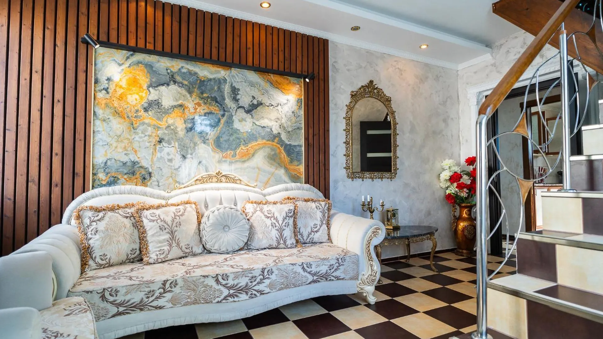Villa High-End 3Br Apartment - Private Garden, Terrace & Bbq Bucharest