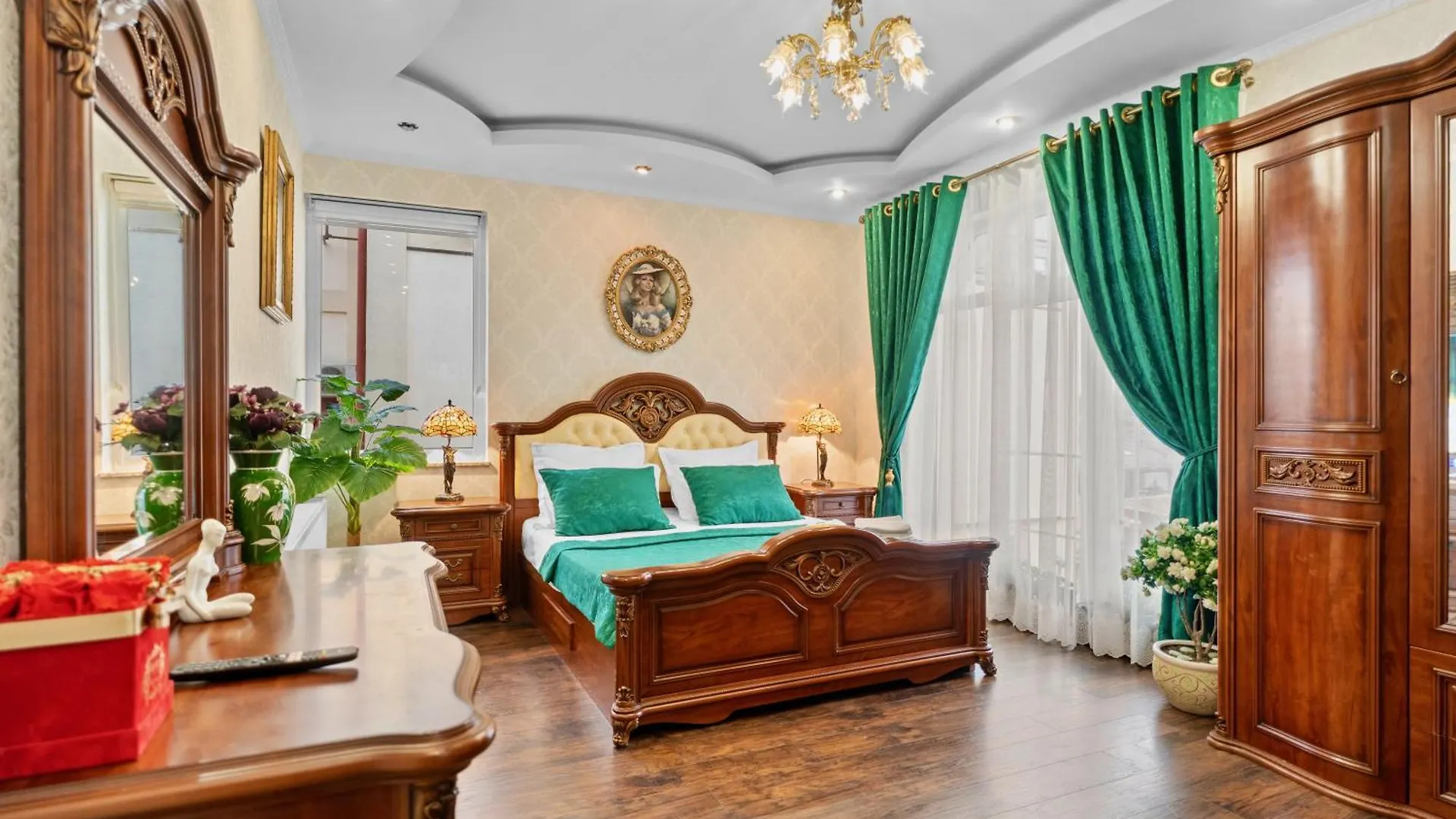 High-End 3Br Apartment - Private Garden, Terrace & Bbq Bucharest 0*,